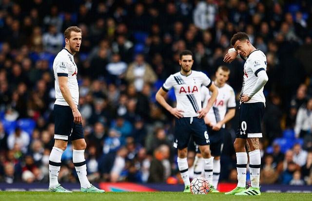 德国杯战报：加时赛1-1，点球大战荷尔斯泰因5-3汉堡（德国杯：120分钟1-1，荷尔斯泰因点球5-3淘汰汉堡）