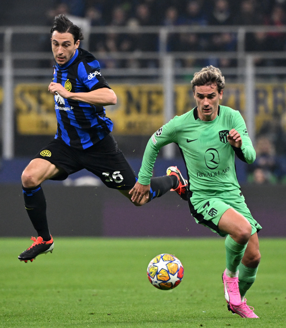 记者：老佛爷实际上更偏好外国教练，阿隆索很难坚持到1月份（记者称：弗洛伦蒂诺更青睐外籍主帅，阿隆索恐难撑到一月）