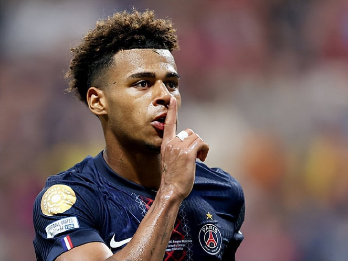 中国澳门U20男足队长：跟学校请假来踢全运会，还得补作业（中国澳门U20男足队长为踢全运会向学校请假，赛后还要补作业）