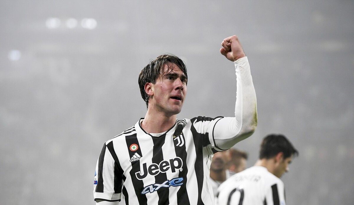 受到撞击影响？米切尔第三节仅5中2，得到4分1板1助