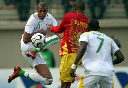 0-8惨败，中国女足官微：正视差距，珍惜与世界强队过招的机会（0-8大比分失利，中国女足官微：直面差距，珍惜与世界强队交手机会）