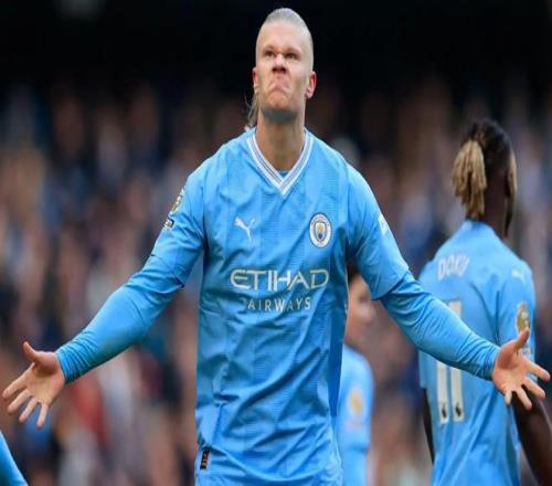 意媒：黄潜考虑买断那不勒斯租将拉法-马林，皇马握有回购权（意媒：黄潜欲买断那不勒斯租借的拉法-马林，皇马保留回购权）