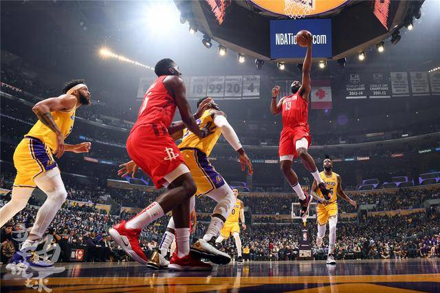 弗兰克：我和保罗之间渊源颇深，这不是一次简单的沟通（弗兰克：与保罗渊源已久，此次交流并非寻常）