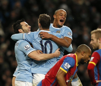 加拉塔萨雷高层炮轰土耳其足协：因遭裁判针对拒绝出席明日仪式（加拉塔萨雷高层怒斥土耳其足协：称遭裁判针对，拒绝出席明日仪式）